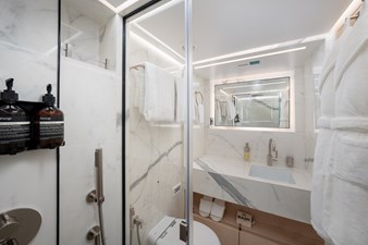 SANTOSH 8 Guest Ensuite