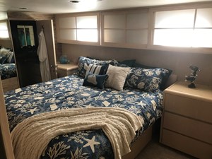 MON SHERI  24 Starboard Master