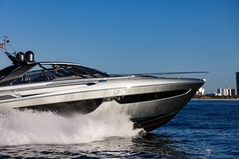 2021 Riva 76' Bahamas 124 