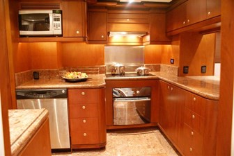 Victoria 16 Galley