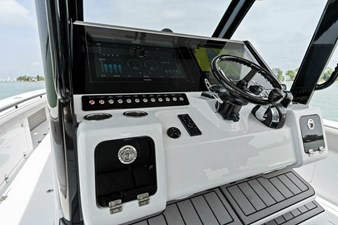 No Name 33 2022 Barker Boatworks 40 HPC 