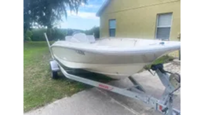 2017 Boston Whaler 17 Super Sport  2 