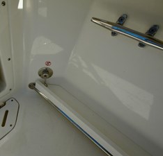 Boston Whaler 230 Vantage 28 28