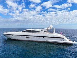 Mangusta 108 4 108' Mangusta _ Drone-5