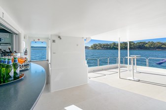 COAST 10 Upper Deck and Bar