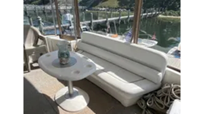  1997 Sea Ray 420 Aft Cabin 10 