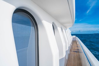 High Occupancy 28 164 OCEANFAST 1989 2ND DECK PASSAGEWAY 2