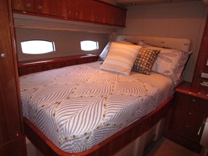 SEDONA 27 Stbd. Guest Cabin Looking Aft  