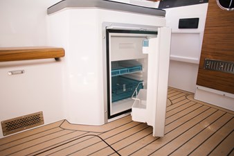 Alfastreet 23 Cabin Evolution SEMI-HYBRID 6 Aqua_8aprile21-12