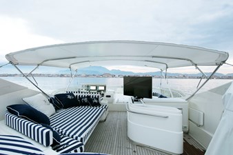 LADY VICTORIA 35 