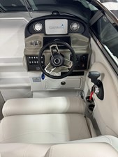 2022 Crownline 264 CR 12 