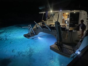 2009 Fountaine Pajot Cumberland 46  19 underwater lights 
