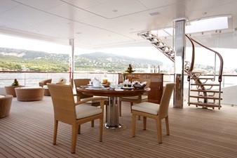 LADY CHRISTINE 14 