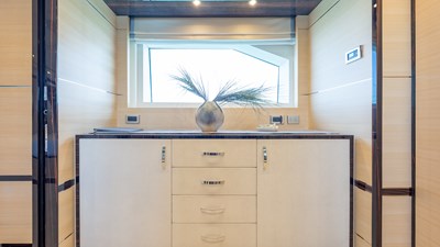 INSPIRATION 68 Benetti-125-IYG-Italian-Yacht-Group-Listing-on-YachtWay-66