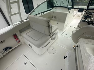 Boston Whaler 230 Vantage 18 WhatsApp Image 2024-12-13 at 09.19.57 (15)