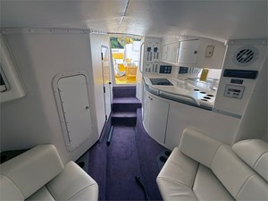 47' Fountain 1999 Lightning 27 