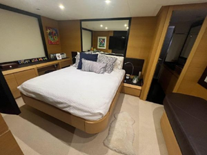 2012 Pershing 64 X 41 43