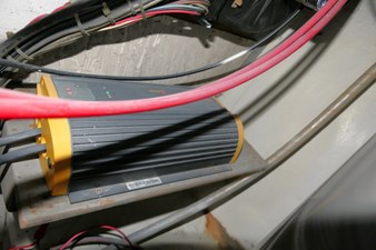 LOVE U 2 76 Battery Charger