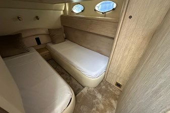 PRINCESS V52 22 Princess v52_31