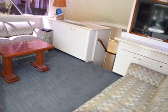 LOW BIDDER X  24 Salon forward  