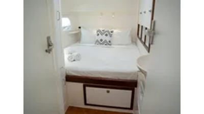 2017 Voyage Yachts VOYAGE 480 36 