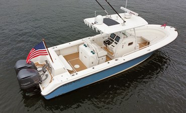FLYING WASP 0 FLYING WASP 32' (9.75M) Edgewater 318 Center Console 2006