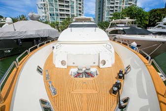 Azimut 105 6 