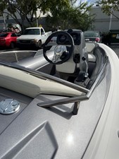 GT 11 Silver 8 GT11 Silver Helm