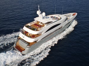 ARMADA 1 Exterior