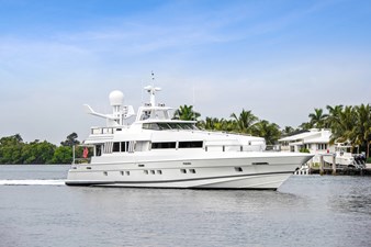 Highline 0 1_1989 102ft Oceanfast Motor Yacht HIGHLINE