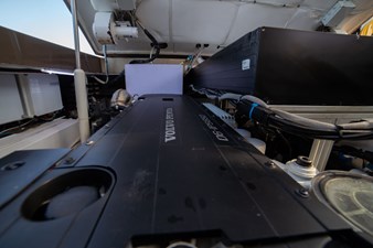 TENDER OWL 45 Hydraulic Lift Engine Compartment