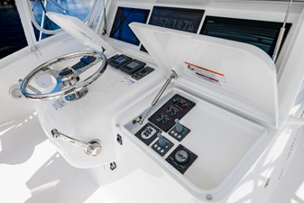 Farther & Sun 71 Flybridge Helm