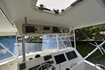 - 14 15_2003 48ft Ocean Yachts 48 Super Sport