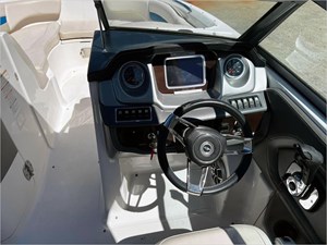 2017 Chaparral 244 Surf 7 