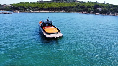 Maori 46 2 MAORI 46 Bathing platform