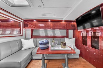 Sea Ray 500 Sundancer 14 Sea Ray Sundancer 500 _ Interior-6