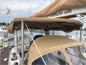 46' Hylas 2008 Center Cockpit 19 