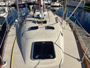 Aquarius 9 