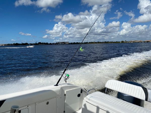 2015 Century 3200 Center Console 13 14
