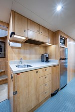 ANDREA VI 55 Crew Quarters