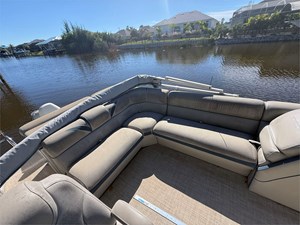 24' Berkshire 2019  STS 2.75  11 