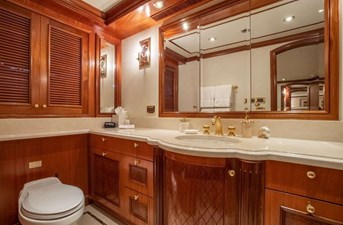 MISS STEPHANIE 30 Bridge Deck VIP Ensuite