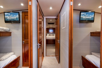 NO AGENDA  11 Companionway