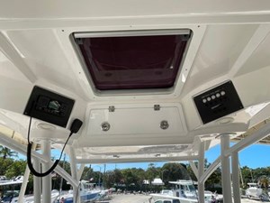 2020 Sea Fox 328 Commander 11 