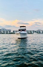 The Motley Crew 104 105_2003 57ft Navigator THE MOTLEY CREW