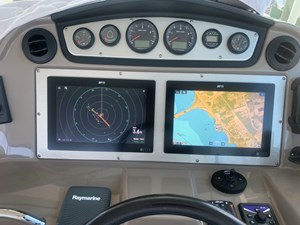 - 23 13_2011 42ft Cruisers 420 Sport Coupe