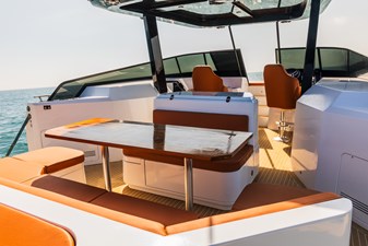 Dr. No 38 HUTTER YACHTS DR. NO POWER CATAMARAN FOR SALE 