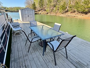 77 Sumerset 14 x 58 Aluminum Hull with Catwalks 92 