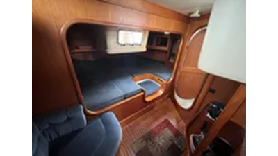 1989 Jonmeri 48 Pilot House 27 