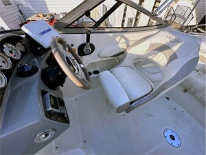 2013 Stingray 225 13 